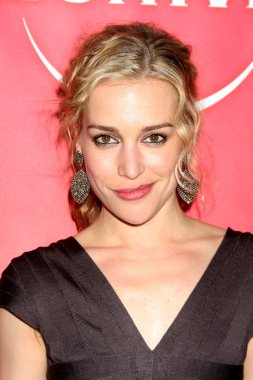 Piper Perabo