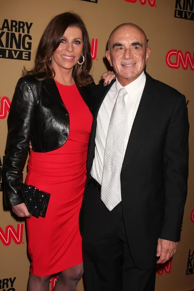 Robert Shapiro and Wife — Stock Photo, Image