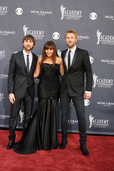 Dave Haywood, Hillary Scott e Charles Kelley di Lady Antebellum — Foto Stock