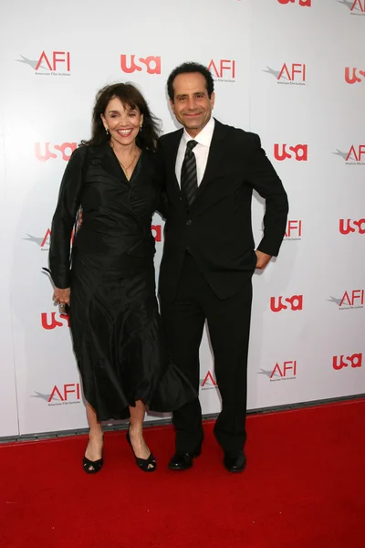 Brooke adams och tony shalhoub — Stockfoto