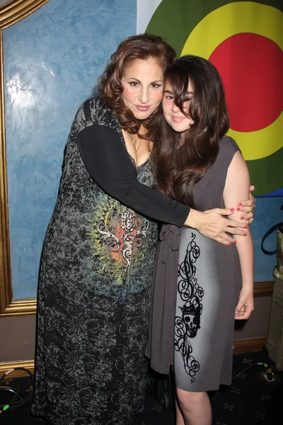 Kathy Najimy, daughter Samia — Stock Photo, Image