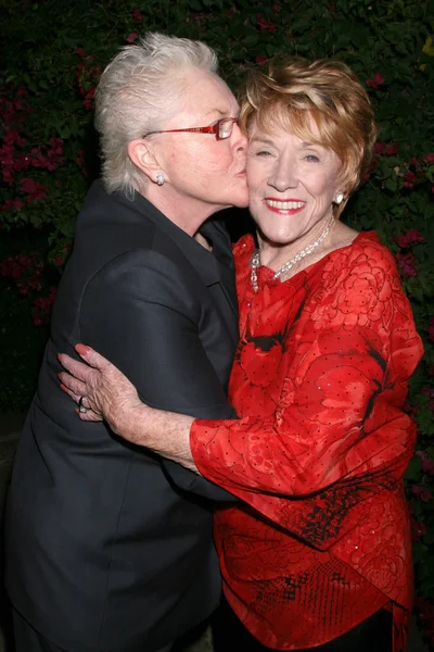 Susan Flannery & Jeanne Cooper — Stock Photo, Image