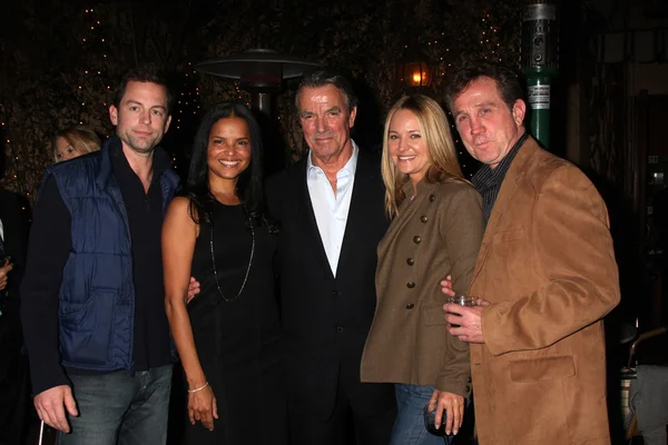 Michael Muhney, Victoria Rowell, Eric Braeden and Sharon Case — Stock Photo, Image