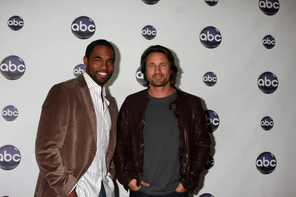 Jason George, Martin Henderson — Stock fotografie