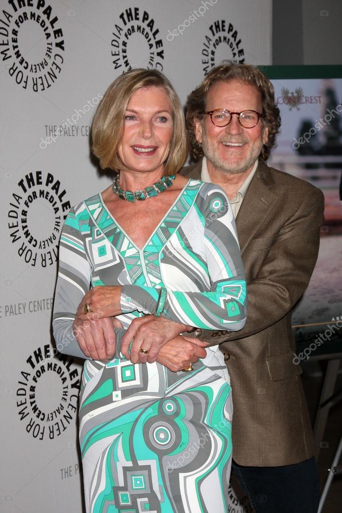 Susan Sullivan, Robert Foxworth – Stock Editorial Photo © Jean_Nelson