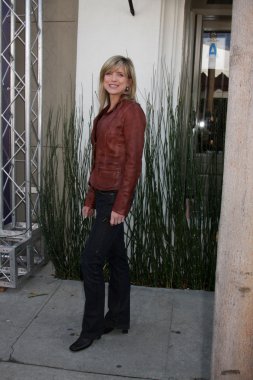 courtney thorne-smith
