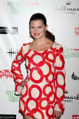 Heather Tom