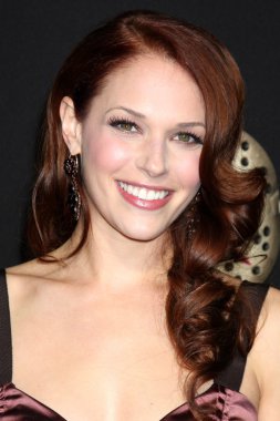 Amanda Righetti