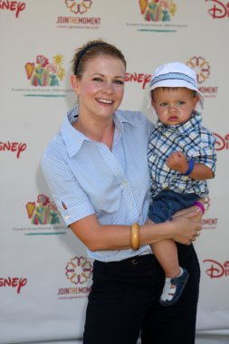 Melissa Joan Hart ve Braydon Hart Wilkerson