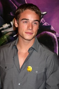 Brando Eaton