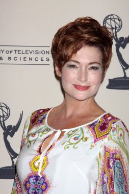 Carolyn hennesy