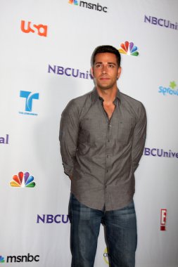 Zachary Levi
