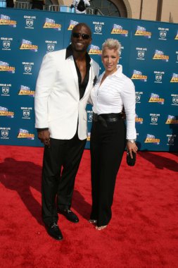 Terry ekipleri ve karısı