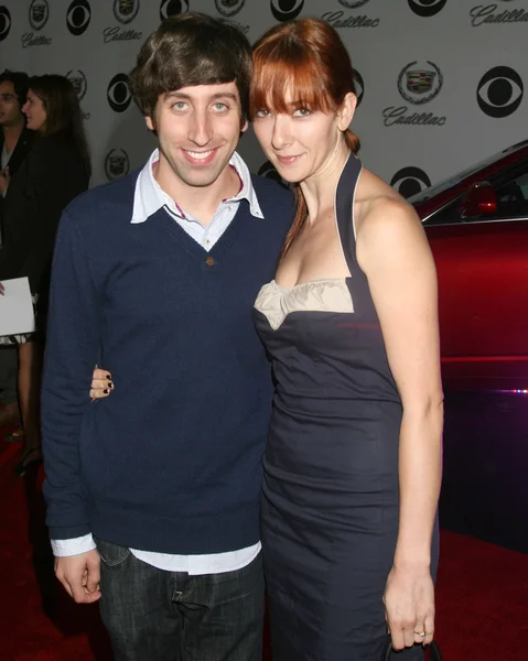 Simon Helberg & Esposa — Foto de Stock