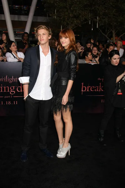 Cody Simpson, Bella Thorne — Stok fotoğraf