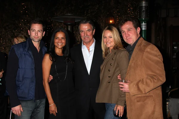 Michael Muhney, Victoria Rowell, Eric Braeden and Sharon Case — Stock Photo, Image