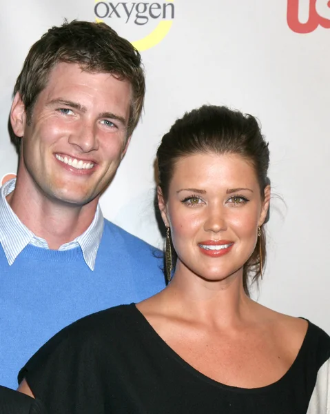 Ryan Mcpartlin idealna Sarah Lancaster — Zdjęcie stockowe