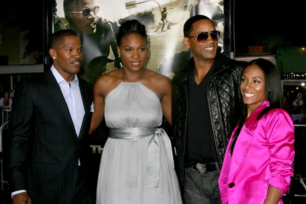 Jamie Foxx, Serena Williams, la voluntad, Jada Smith — Foto de Stock