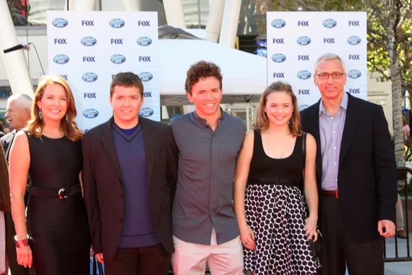 Drew Pinsky and Family — Stock Photo, Image