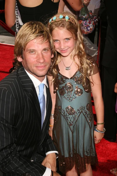 Roger Howarth ve kızı — Stok fotoğraf