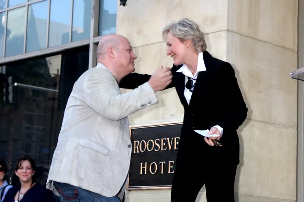 Michael Chiklis & Glenn Close — Stock Photo, Image