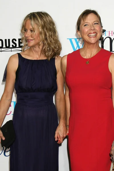 Meg Ryan and Annette Bening — Stock Photo, Image