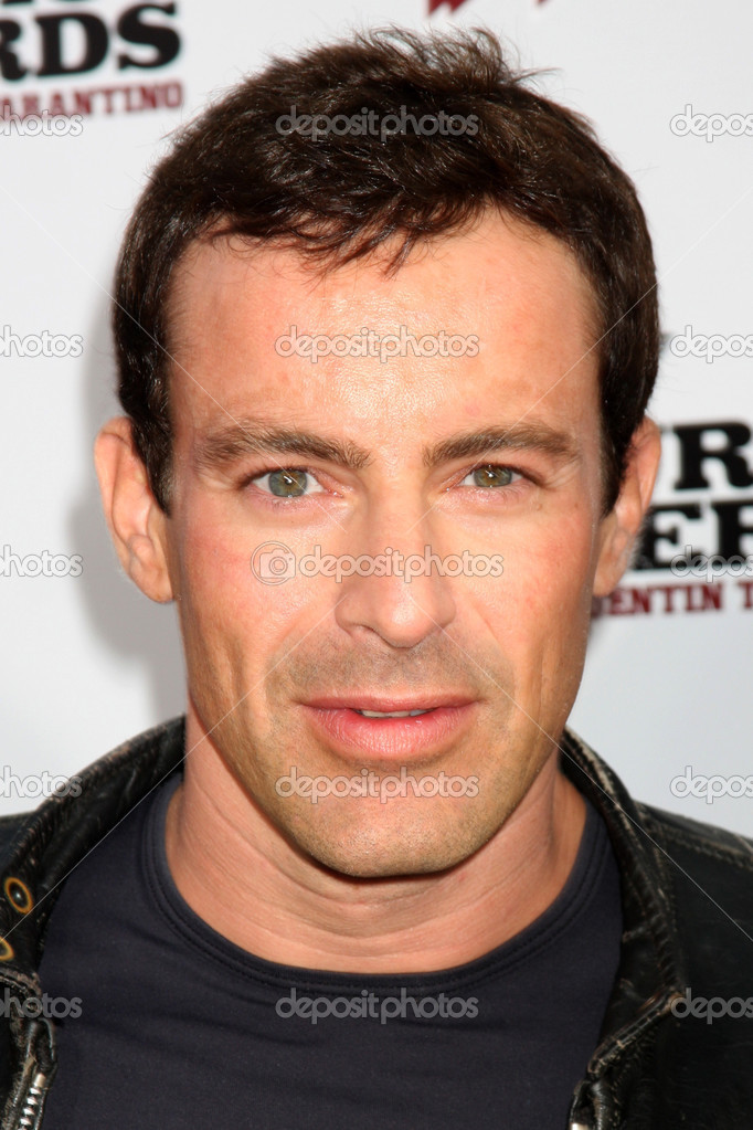 Gedeon Burkhard — Foto editorial de stock © Jean_Nelson ... - 682 x 1023 jpeg 76kB