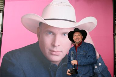 Garth Brooks