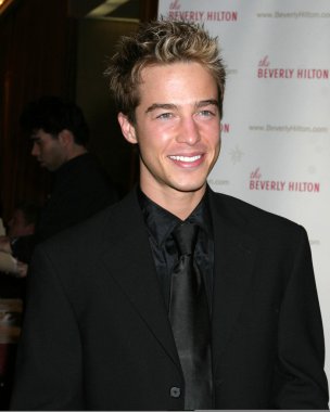 Ryan Carnes
