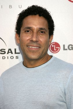 Oscar Nunez