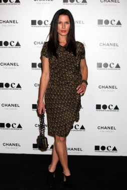 Rhona mitra