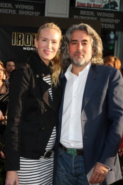 Kelly Lynch ve kocası