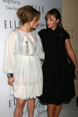 Jennifer Lopez ve Leah Remini