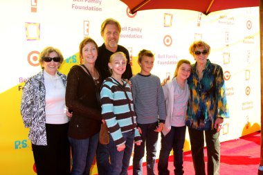 Jeanne cooper, kardeşi, oğlu collin, kızı caren & çocukları