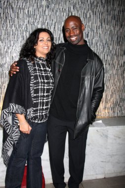 DB Woodside ve konuk