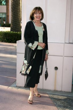 Valerie Harper