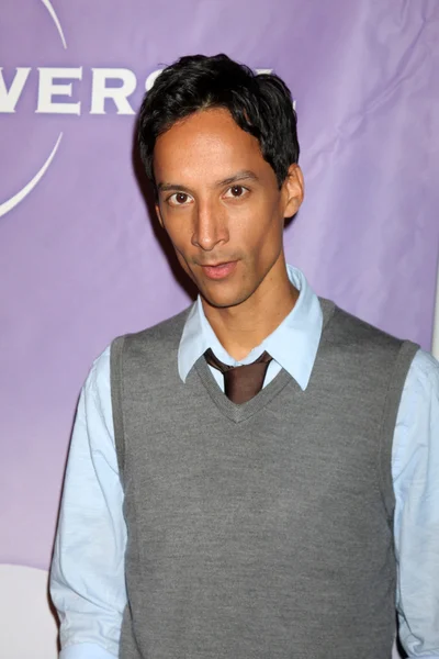 Danny Pudi — Zdjęcie stockowe