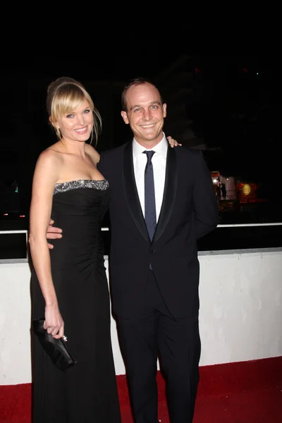 Sunny Mabrey y Ethan Embry — Foto de Stock