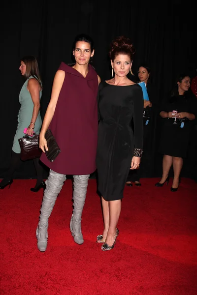 Angie Harmon idealna Debra Messing — Zdjęcie stockowe