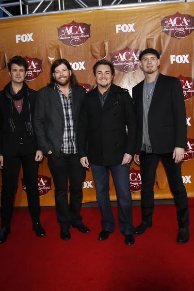 Chris Thompson, James Young, Mike Eli and Jon Jones of the Eli Young Band — Stock Photo, Image