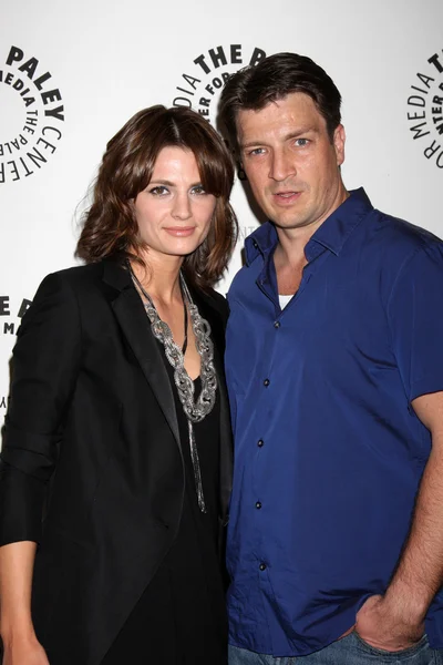 Stana Katic & Nathan Fillion — Stockfoto