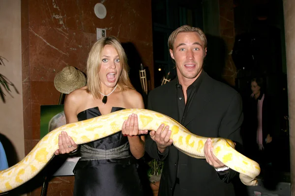 Arianne Zuker & Kyle Lowder — Stock Photo, Image