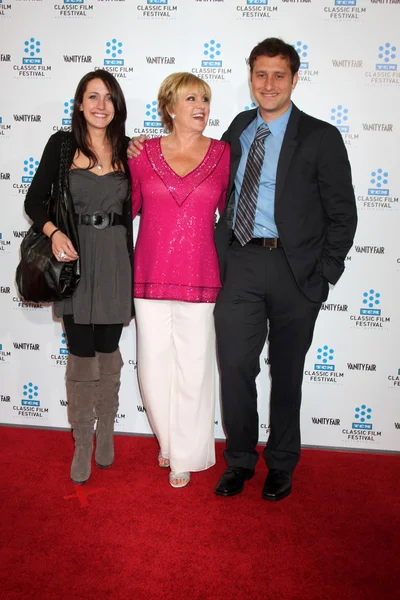 Lorna Luft and Her children — Stock Photo, Image