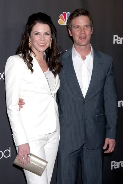 Lauren Graham & Peter Krause — Stockfoto