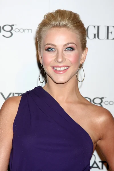 Julianne Hough — kuvapankkivalokuva