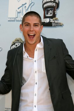 Sean Faris