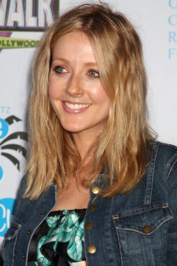 Jennifer Finnigan