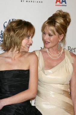 Dakota Johnson ve Melanie Griffith
