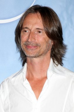 Robert Carlyle