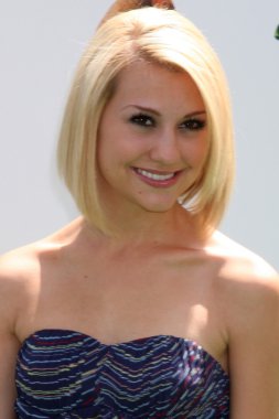 Chelsea Staub